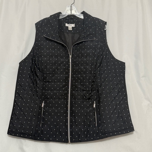 CJ Banks Black with white Polka Dot Quilted Vest, size 2X, NWOT - Picture 10 of 10